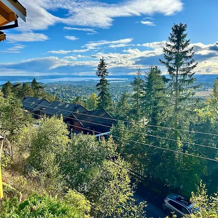 빌라 Charming With Great Views In Holmenkollen 오슬로